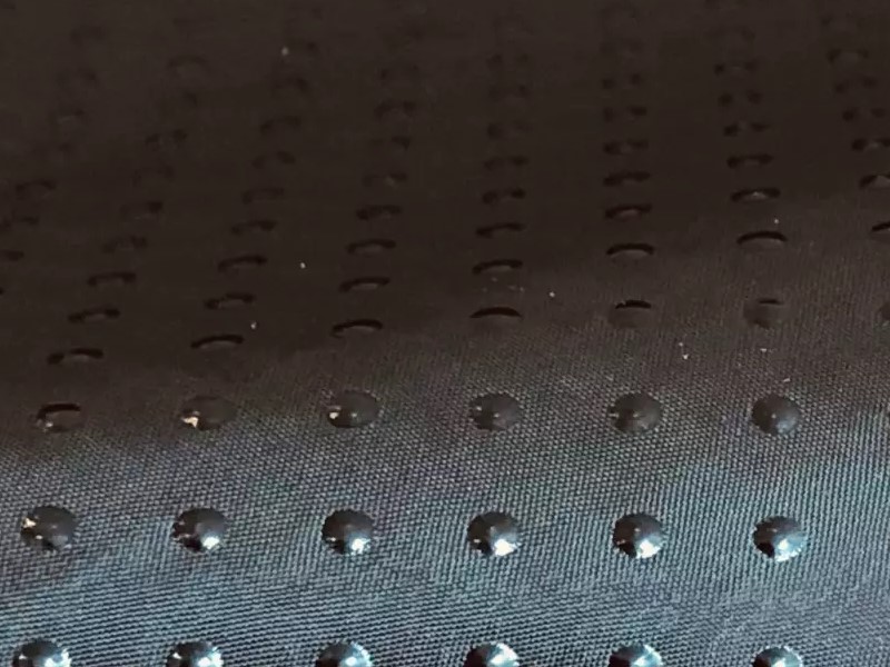 Kain Bintik Lapis Busa Anti Slip